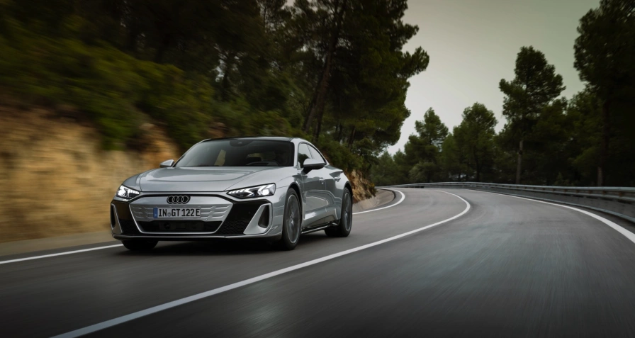Audi e-tron GT quattro