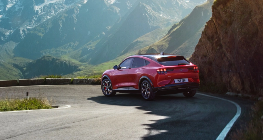 Ford Mustang Mach-E SR RWD (MY25)