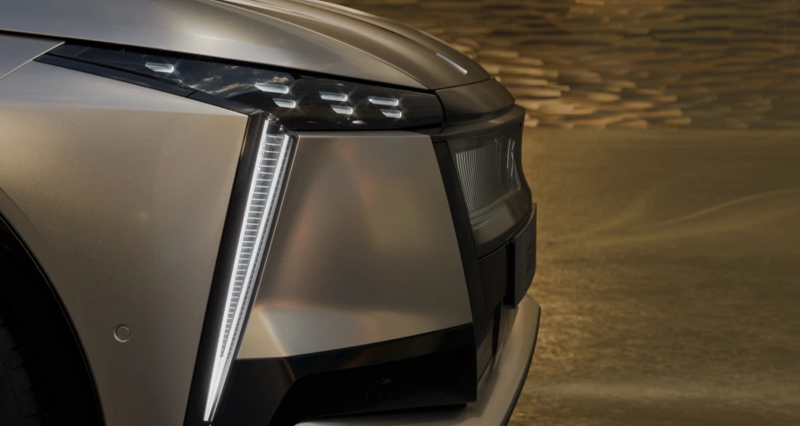 DS Automobiles N°8 FWD