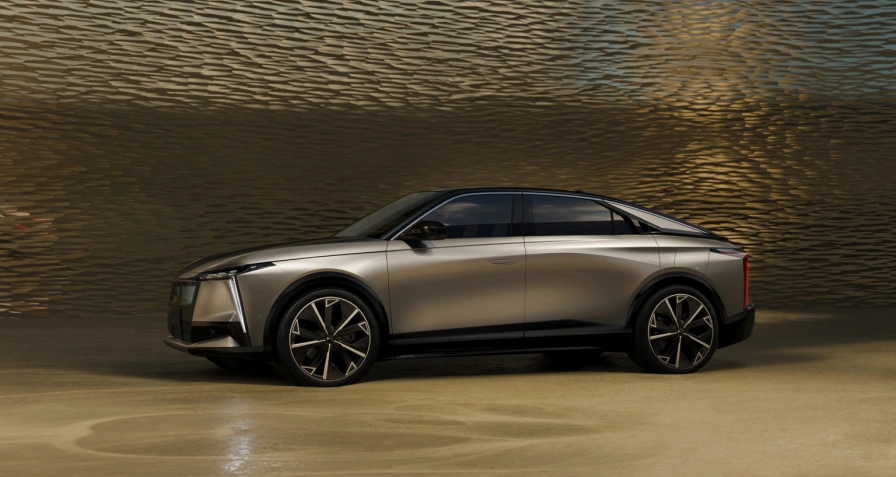 DS Automobiles N°8 FWD