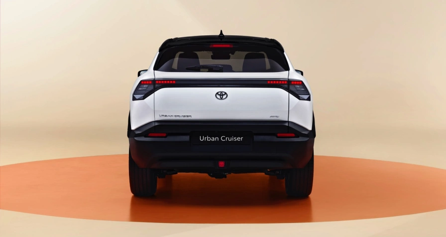Toyota Urban Cruiser 61.1 kWh AWD
