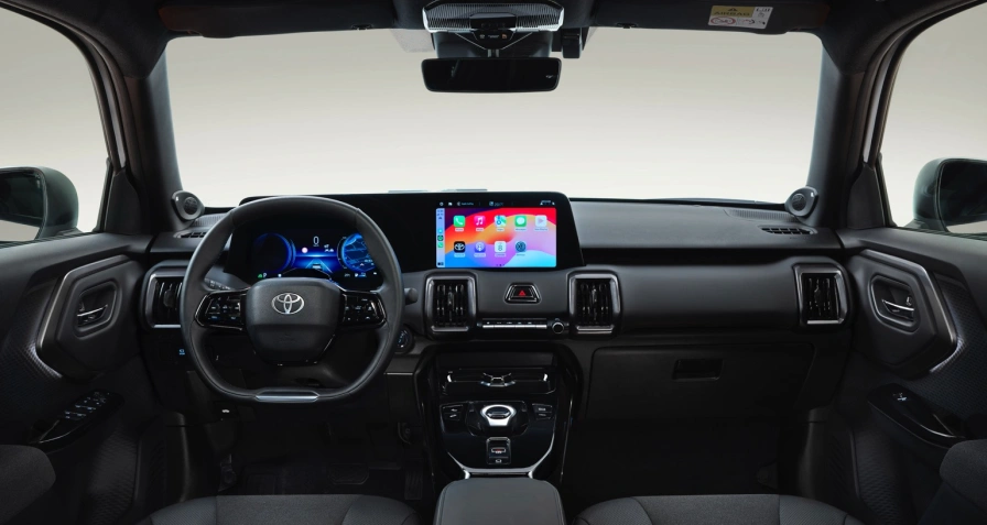 Toyota Urban Cruiser 61.1 kWh AWD