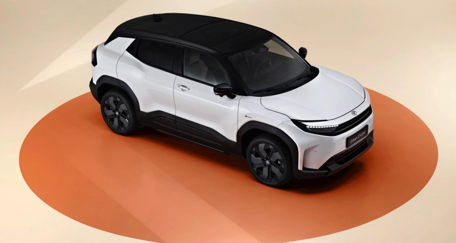 Toyota Urban Cruiser 61.1 kWh AWD