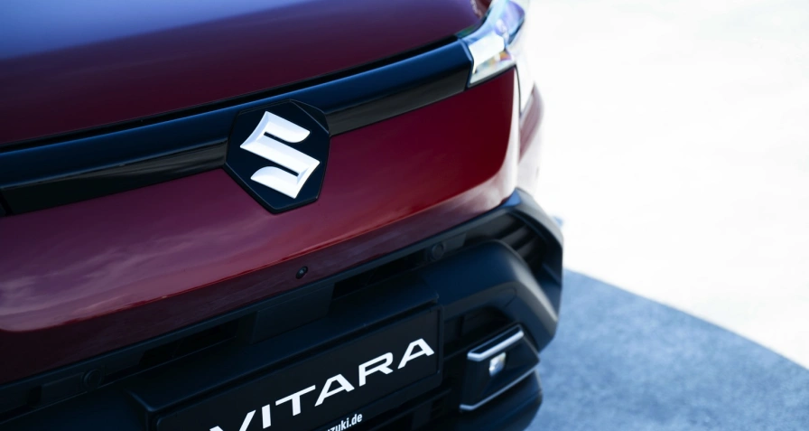 Suzuki e VITARA 61 kWh 2WD