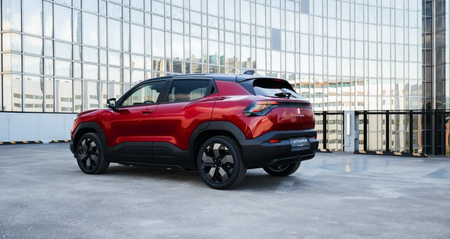 Suzuki e VITARA 61 kWh 2WD