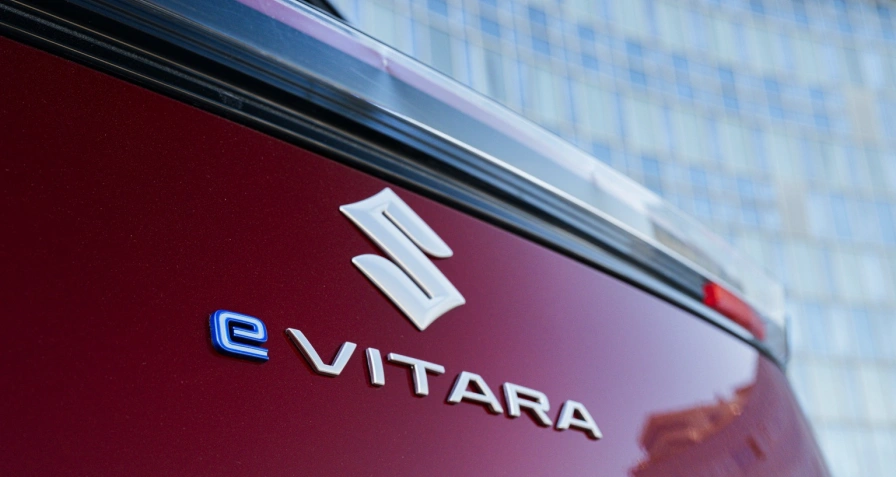 Suzuki e VITARA 61 kWh 2WD