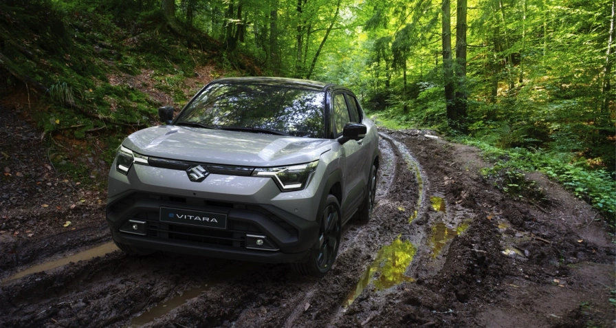 Suzuki e VITARA 61 kWh 4WD AllGrip