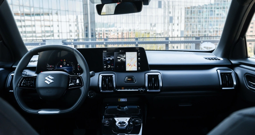 Suzuki e VITARA 61 kWh 4WD AllGrip