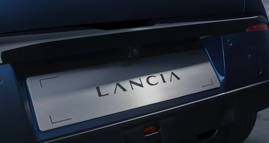 Lancia Ypsilon 54 kWh (MY25)