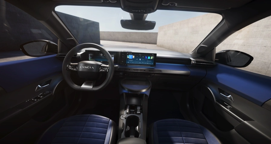Lancia Ypsilon 54 kWh (MY25)
