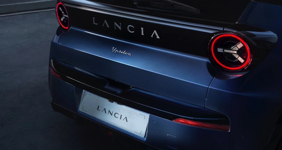 Lancia Ypsilon 54 kWh (MY25)