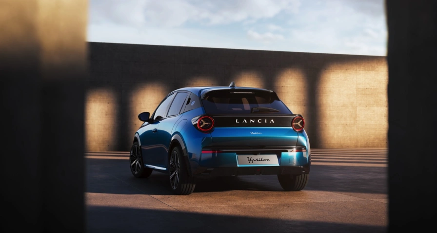 Lancia Ypsilon 54 kWh (MY25)