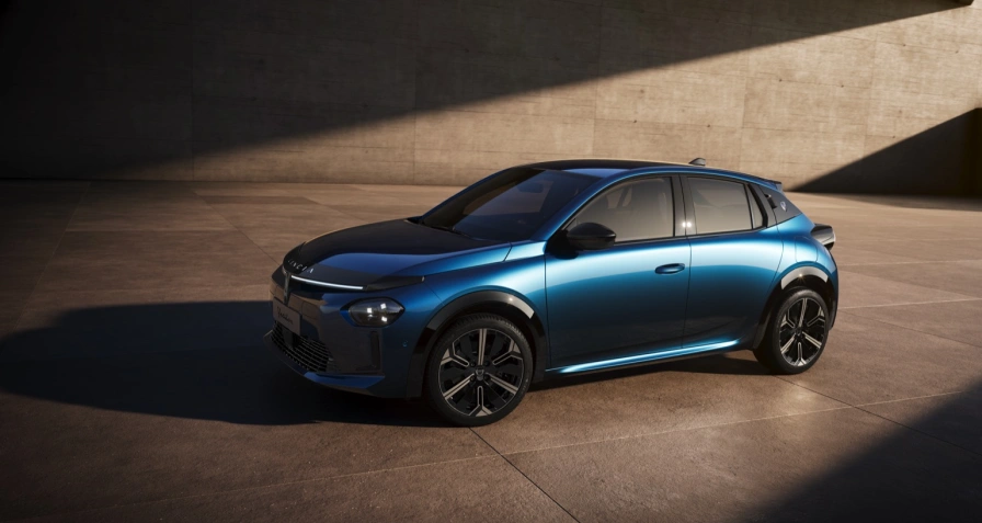 Lancia Ypsilon 54 kWh (MY25)