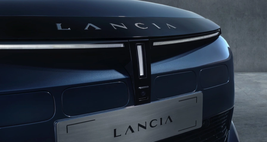 Lancia Ypsilon 54 kWh (MY25)