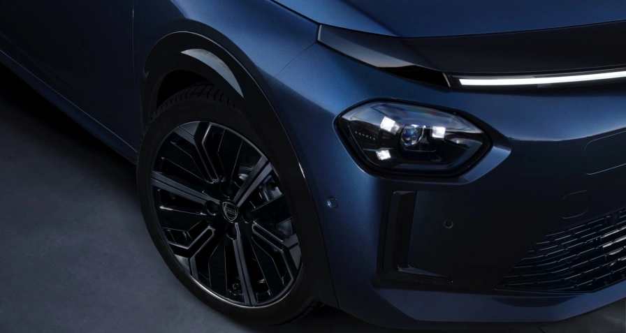 Lancia Ypsilon 54 kWh (MY25)