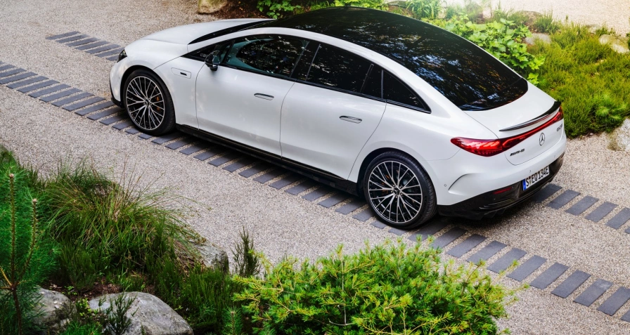 Mercedes-Benz EQE AMG 53 4MATIC+ (MY25)