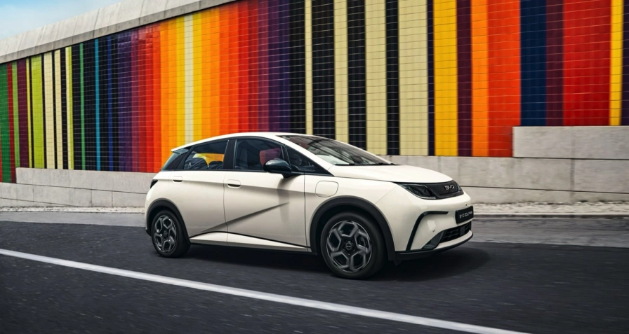 BYD DOLPHIN 60.4 kWh (MY25)