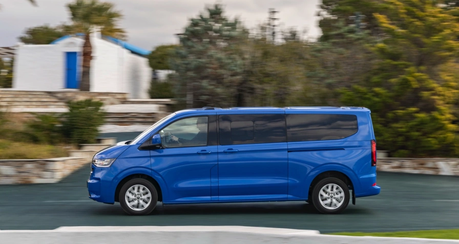 Volkswagen e-Transporter Kombi L2 100 kW 64 kWh
