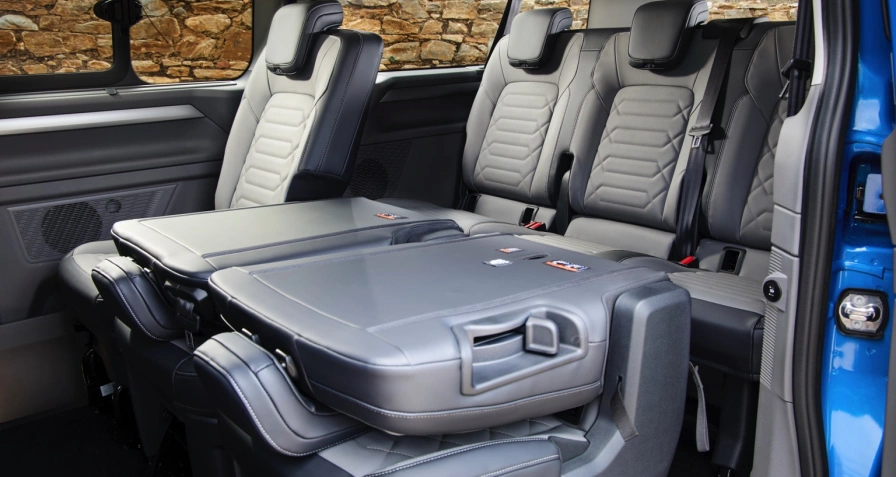 Volkswagen e-Caravelle L2 210 kW 64 kWh