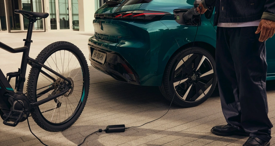 Peugeot e-308 58 kWh (MY26)