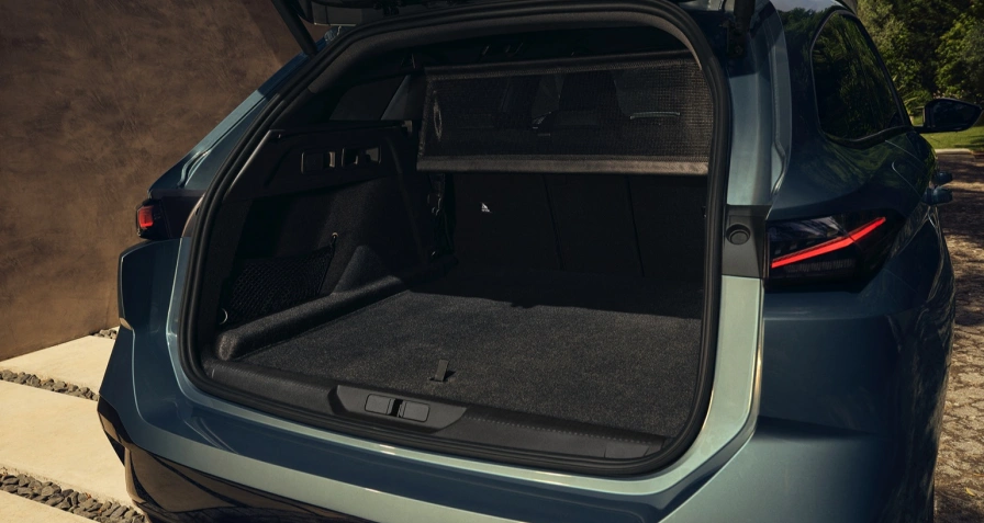 Peugeot e-308 SW 58 kWh (MY26)