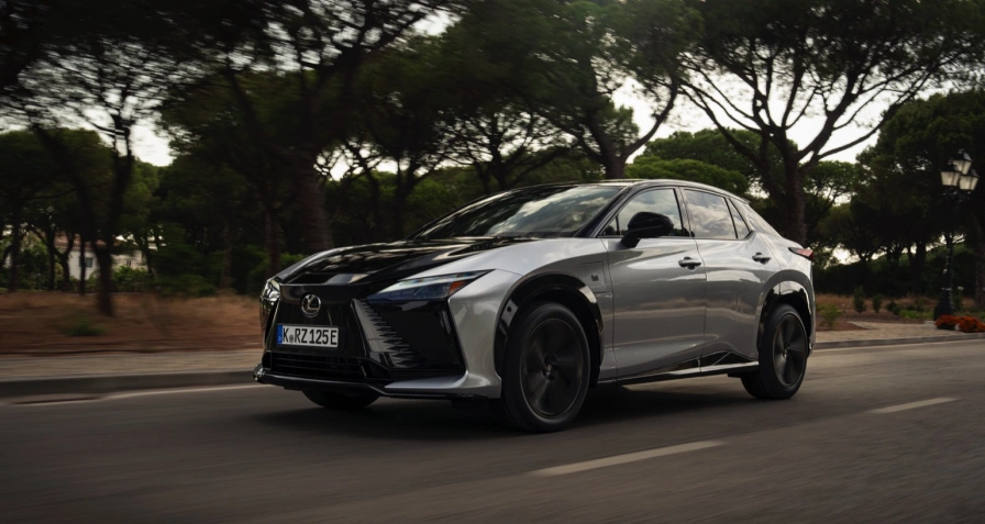 Lexus RZ 550e F SPORT (MY26)