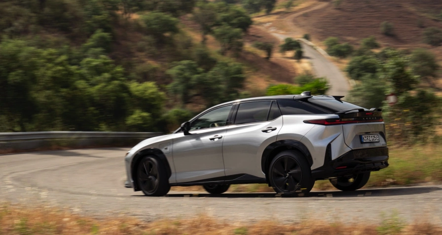 Lexus RZ 550e F SPORT (MY26)