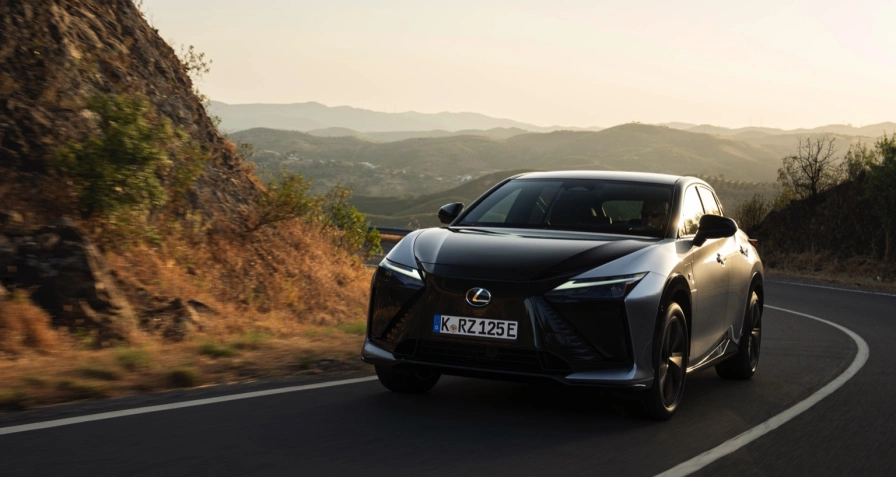 Lexus RZ 550e F SPORT (MY26)