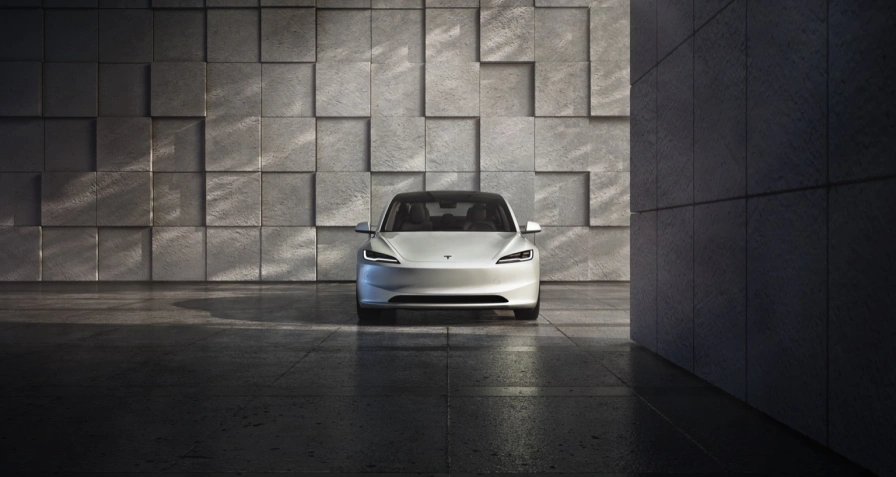 Tesla Model 3 Performance (Highland)