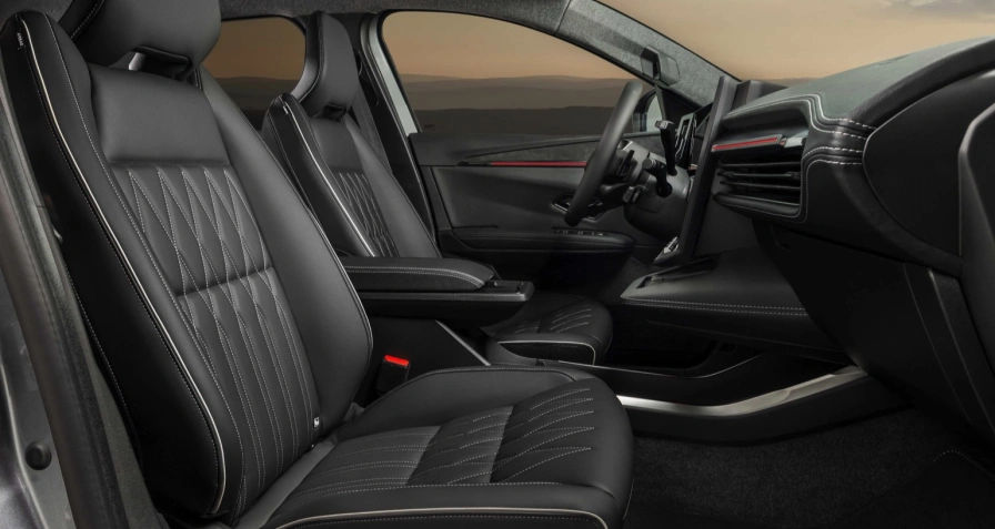 Mitsubishi Eclipse Cross 87 kWh  (MY26)