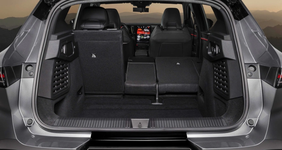 Mitsubishi Eclipse Cross 87 kWh  (MY26)