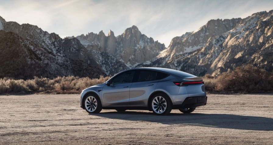 Tesla Model Y Premium RWD (Juniper)