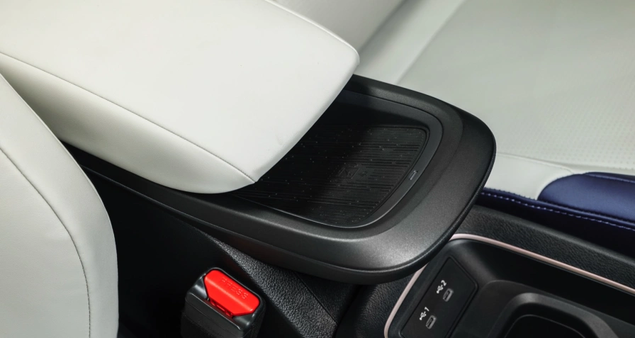 Nissan LEAF Standard Range 52 kWh (MY26)