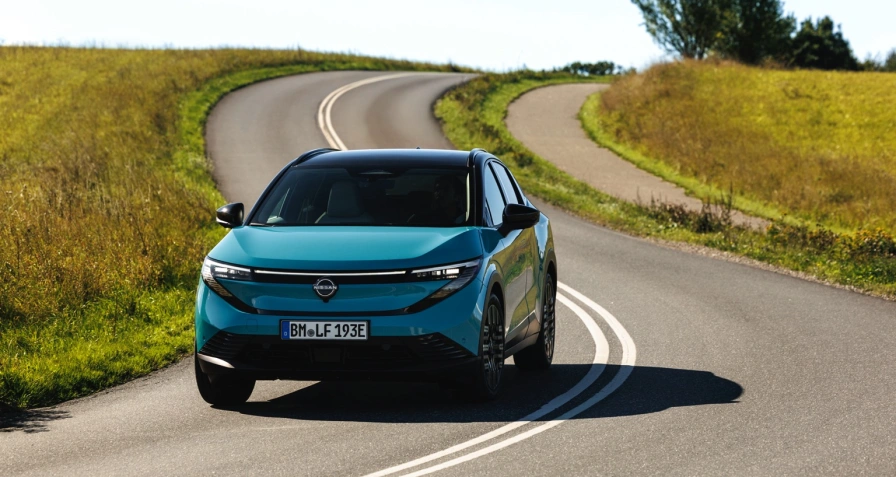Nissan LEAF Standard Range 52 kWh (MY26)