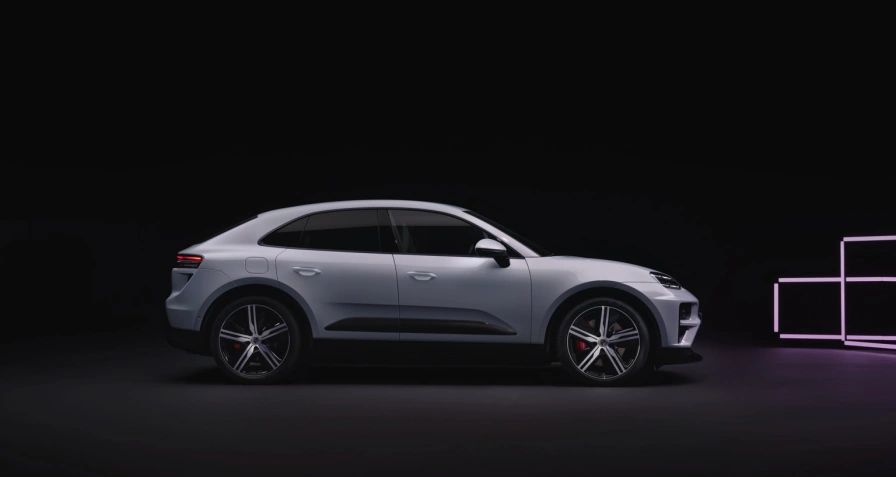 Porsche Macan Turbo Electric (MY26)