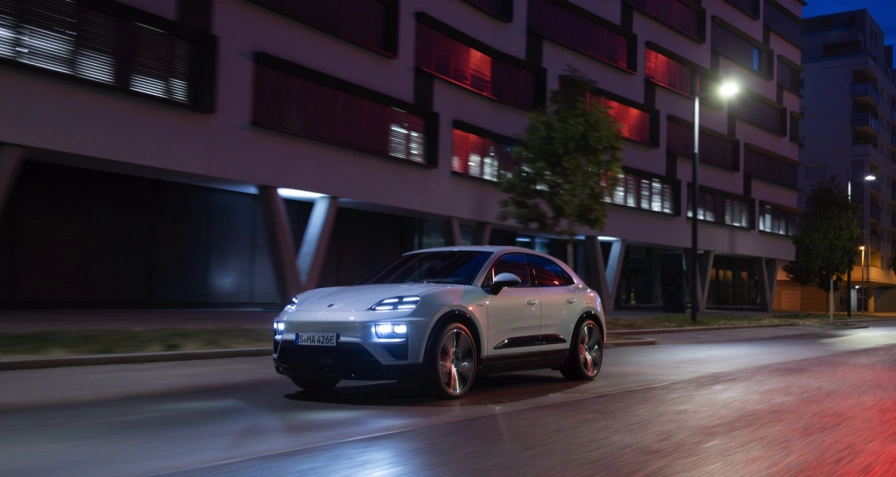 Porsche Macan Turbo Electric (MY26)