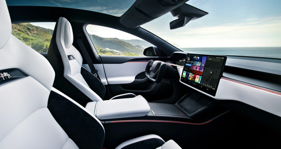Tesla Model S AWD (MY26)