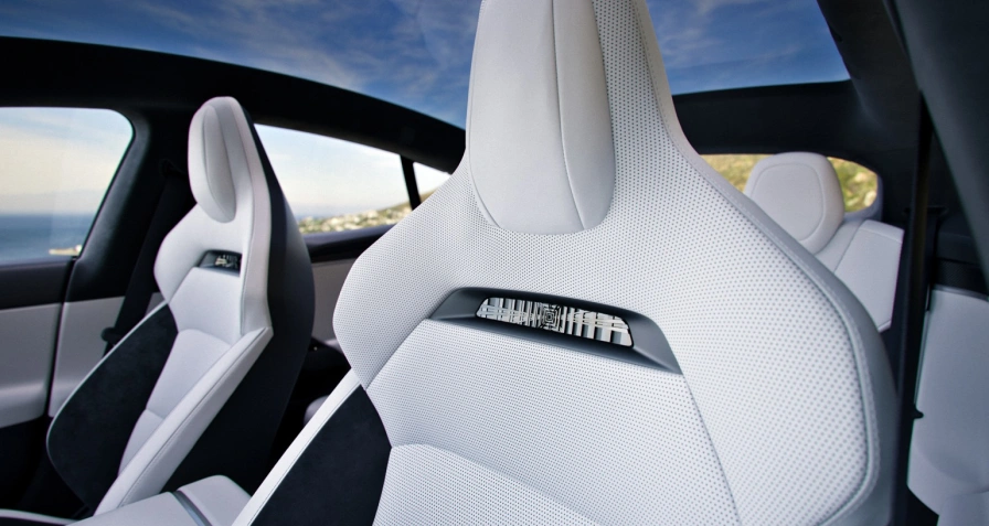 Tesla Model S AWD (MY26)