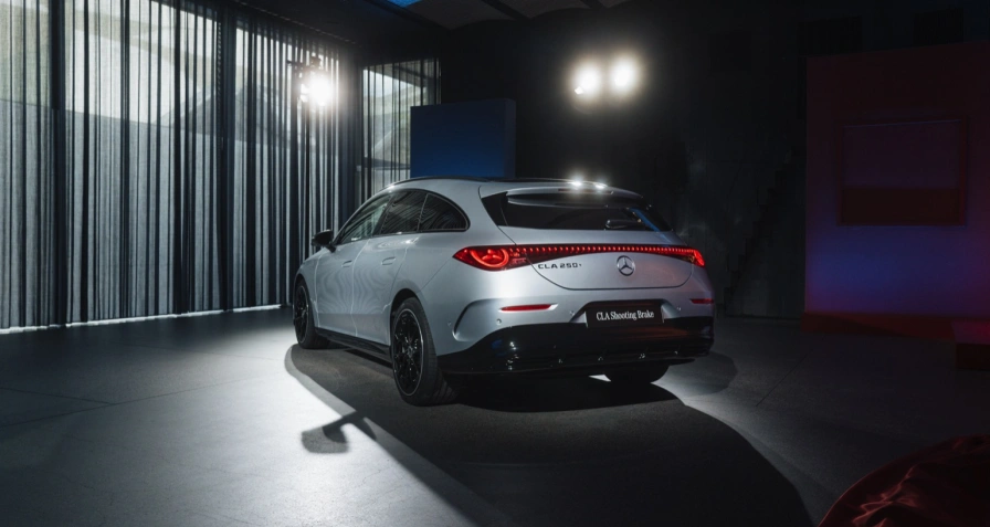 Mercedes-Benz CLA Shooting Brake 350 4MATIC