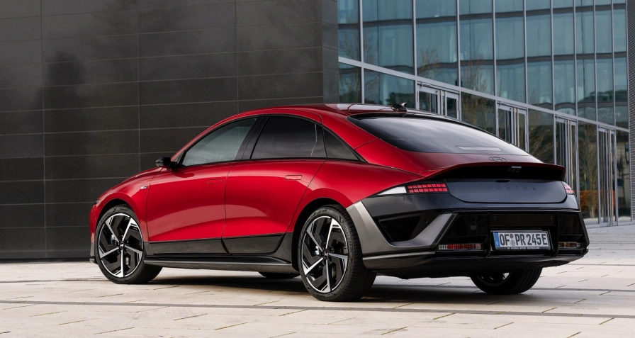 Hyundai IONIQ 6 84 kWh RWD (MY26)