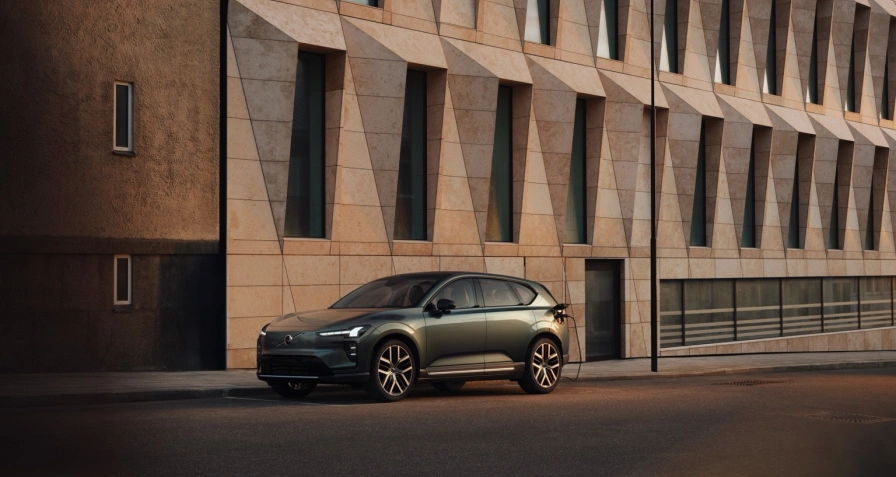 Volvo EX60 P12 AWD (MY27)