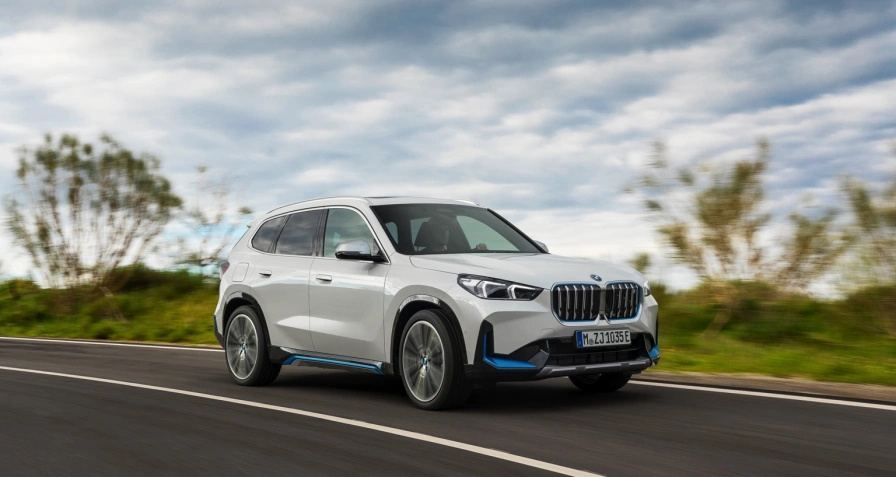 BMW iX1 xDrive30 (MY26)