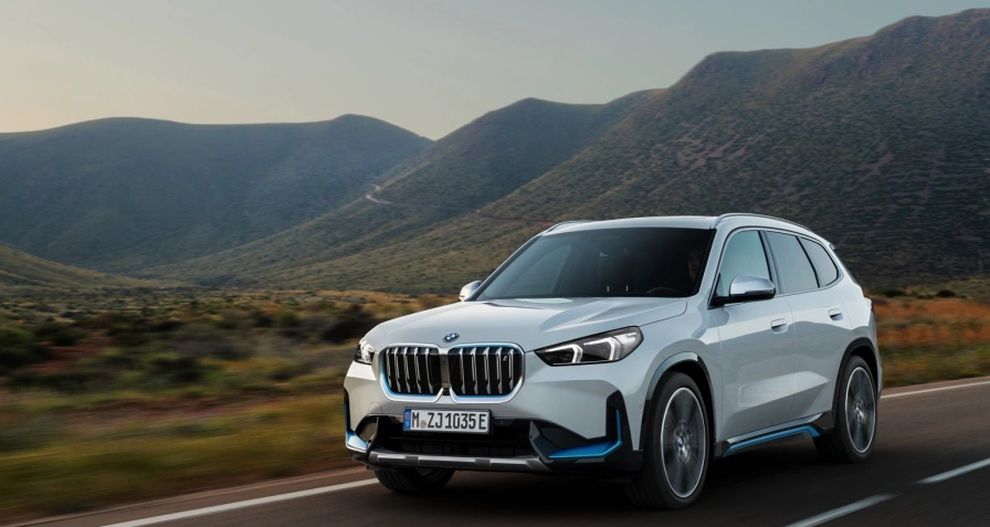 BMW iX1 xDrive30 (MY26)