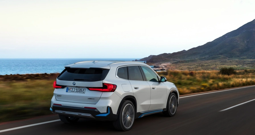 BMW iX1 xDrive30 (MY26)