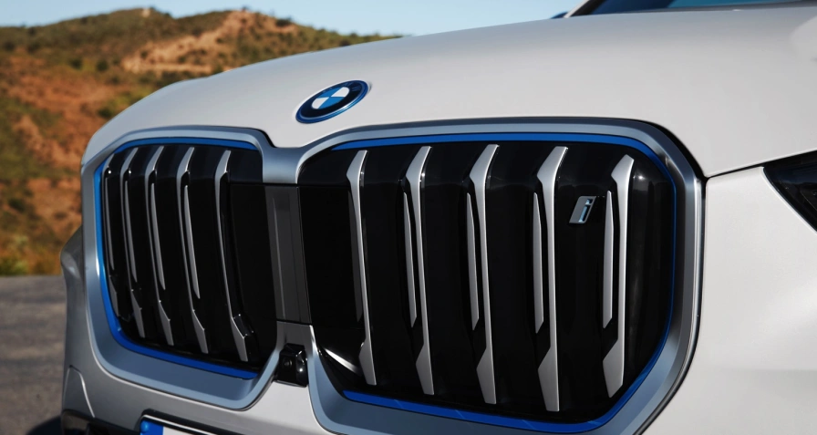 BMW iX1 xDrive30 (MY26)