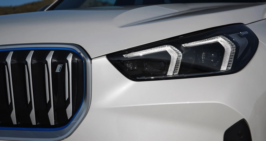 BMW iX1 xDrive30 (MY26)