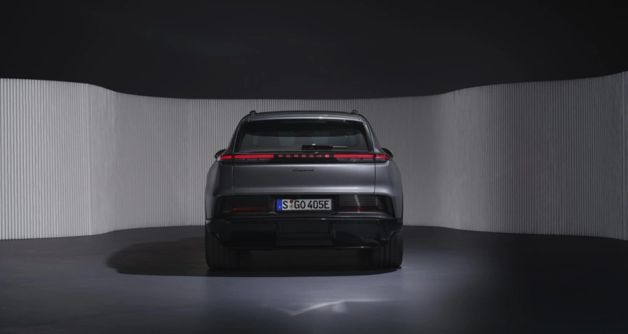 Porsche Cayenne S Electric (MY26)