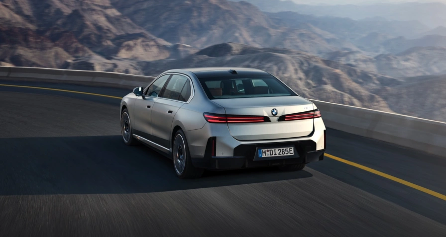 BMW i7 M70 xDrive (MY27)