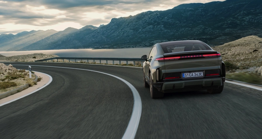 Porsche Cayenne Turbo Coupé Electric (MY26)