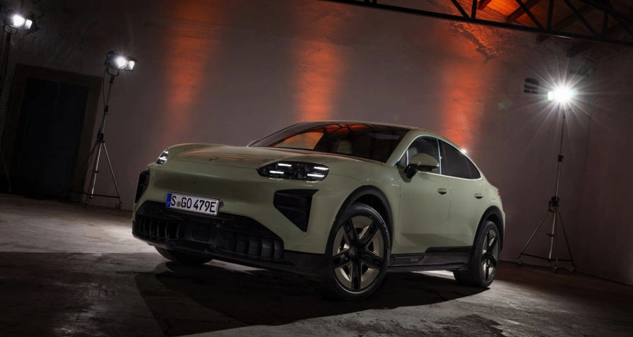 Porsche Cayenne Turbo Coupé Electric (MY26)